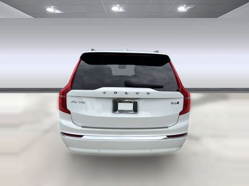 Used 2023 Volvo XC90 B6 Plus w/ Protection Package Premier AWD/4WD image 10