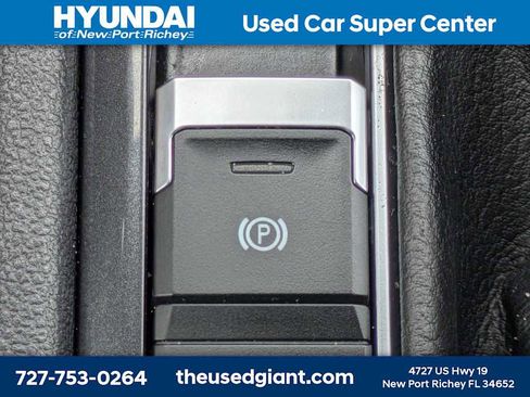 Used 2023 Volkswagen Tiguan SEL R-Line AWD/4WD image 32