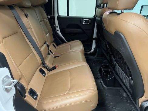 Used 2021 Jeep Gladiator Rubicon image 48