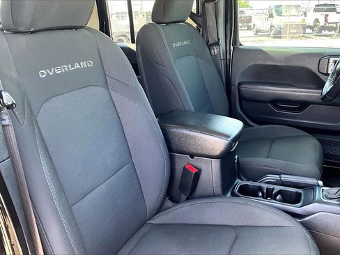 Used 2020 Jeep Gladiator Overland image 30