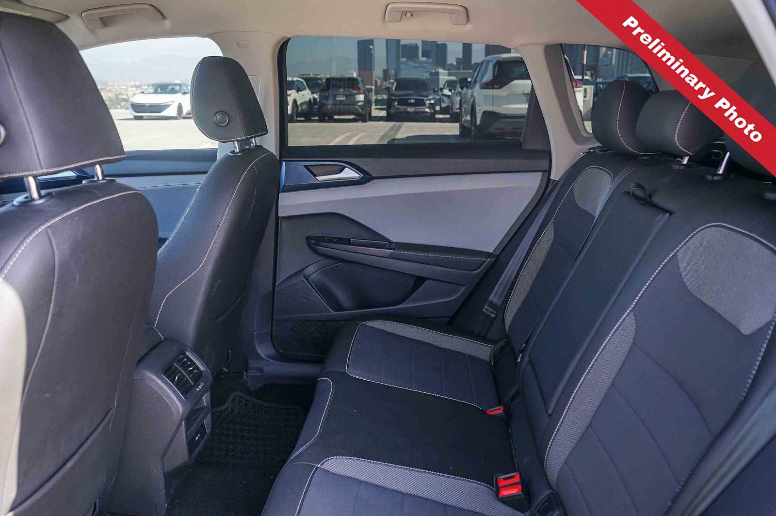 Used 2024 Volkswagen Taos SE AWD/4WD image 12