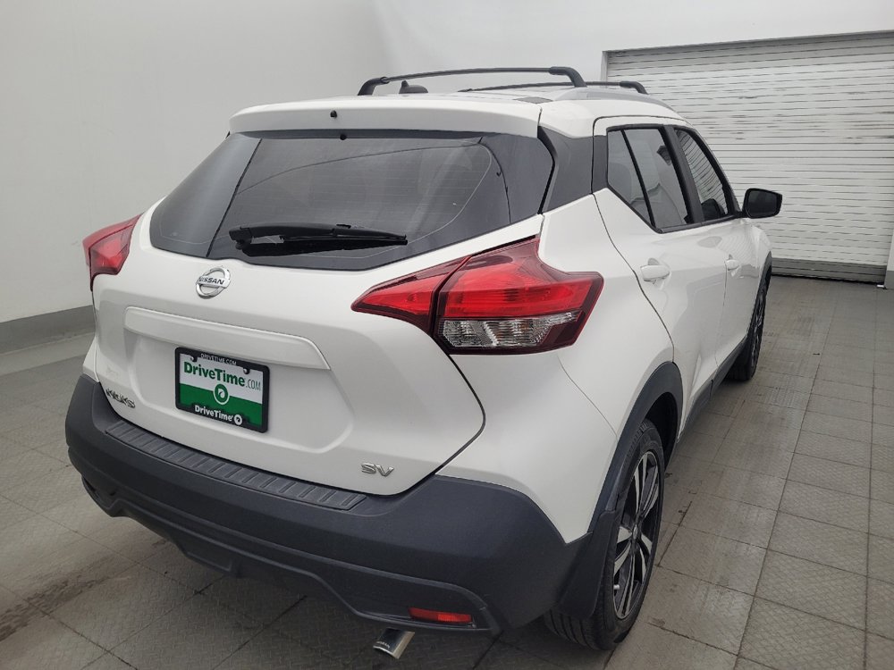 Used 2018 Nissan Kicks SV w/ Exterior Package FWD image 9