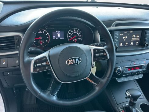 Used 2020 Kia Sorento LX w/ LX I4 Convenience Package FWD image 13