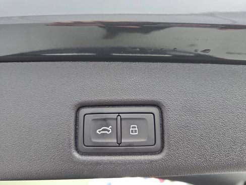 New 2025 Audi Q5 Premium Plus image 13