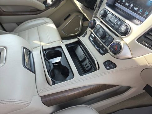 Used 2018 GMC Yukon Denali w/ Denali Ultimate Package image 35