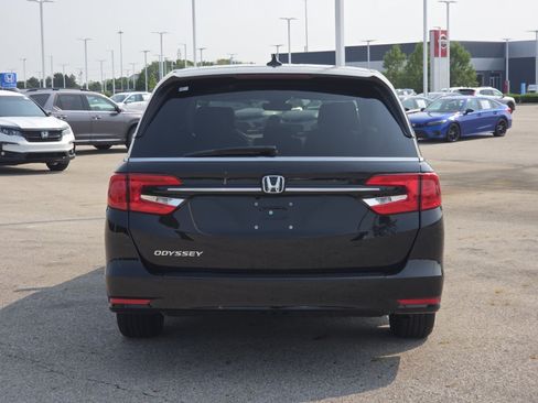 Used 2024 Honda Odyssey EX-L image 16