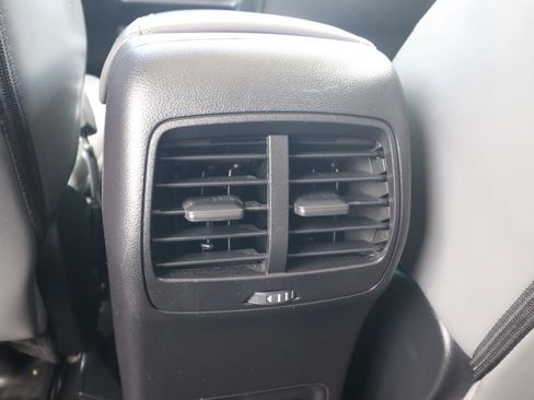 Used 2025 Ford Bronco Sport Badlands image 12