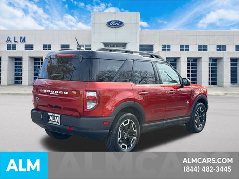 Used 2022 Ford Bronco Sport Outer Banks w/ Tech Package AWD/4WD image 5