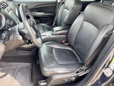 Used 2014 Dodge Journey Limited w/ Driver Convenience Group AWD/4WD image 17
