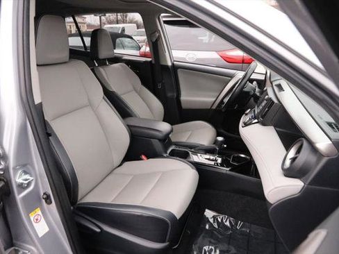 Certified 2018 Toyota RAV4 Limited image 27