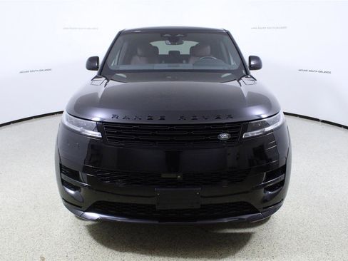 Used 2024 Land Rover Range Rover Sport Dynamic SE AWD/4WD image 2