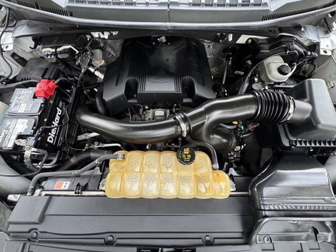 Used 2018 Ford F150 Limited w/ Trailer Tow Package image 11