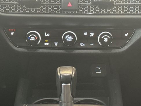 Used 2024 Honda HR-V Sport image 16