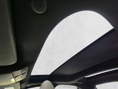 Used 2022 Mercedes-Benz E 350 Sedan image 16