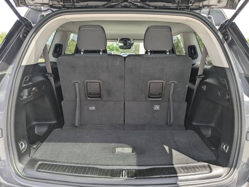 Used 2023 Jeep Grand Cherokee L Laredo AWD/4WD image 13