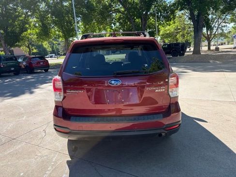 Used 2017 Subaru Forester 2.5i Premium AWD/4WD image 6