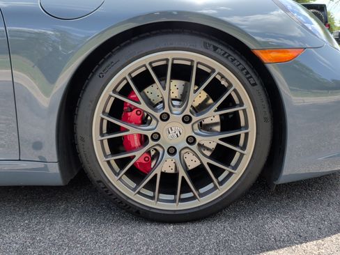Used 2017 Porsche 911 Carrera S RWD image 13