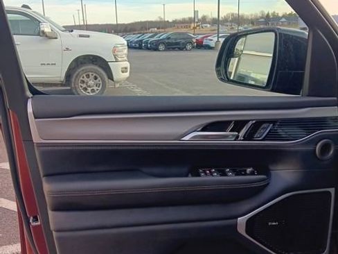 New 2026 Jeep Grand Wagoneer Limited image 10