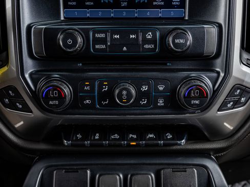 Used 2016 Chevrolet Silverado 1500 LTZ Z71 image 24