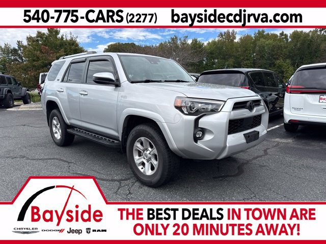 Used 2022 Toyota 4Runner SR5 AWD/4WD image 1
