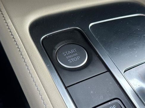 Certified 2024 INFINITI QX60 Luxe image 22