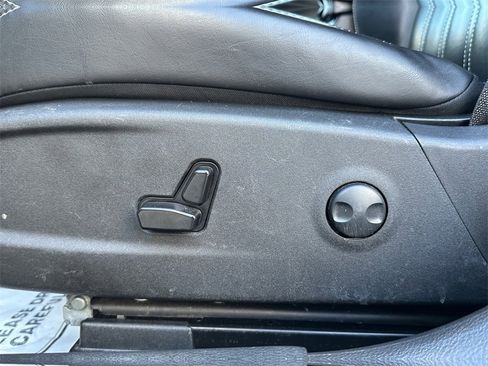 Used 2023 Chrysler 300 S image 25