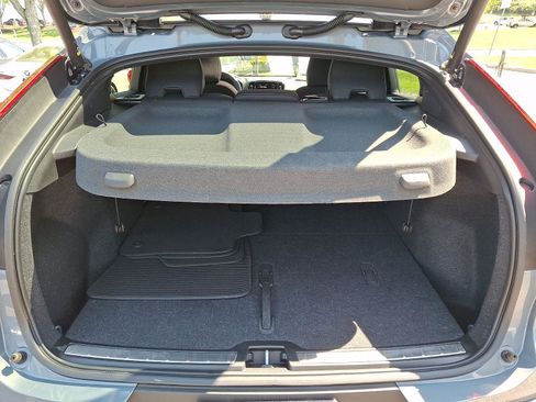 Certified 2023 Volvo C40 P8 Recharge Ultimate AWD/4WD image 28