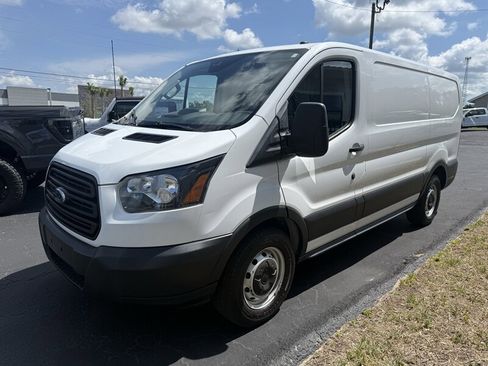 Used 2019 Ford Transit 150 130 Low Roof RWD image 3