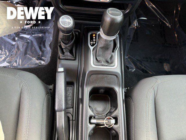Used 2020 Jeep Gladiator Sport w/ Quick Order Package 24S AWD/4WD image 20