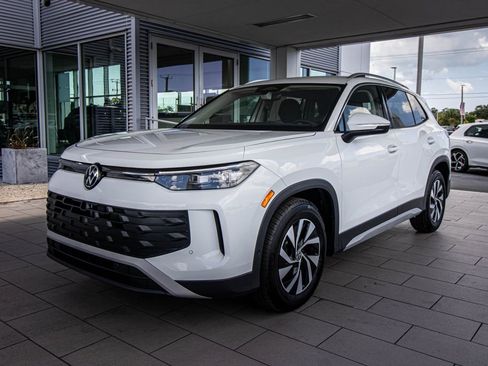New 2026 Volkswagen Tiguan S FWD image 12