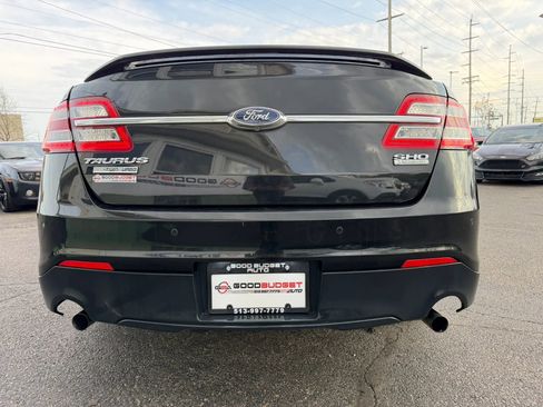 Used 2015 Ford Taurus SHO w/ Equipment Group 401A image 15