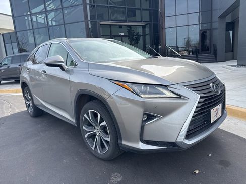 Used 2018 Lexus RX 350 FWD w/ Premium Package image 2