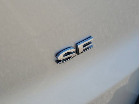 Used 2021 Ford EcoSport SE image 7