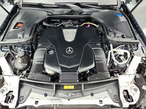 Used 2019 Mercedes-Benz E 450 4MATIC Coupe image 30