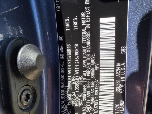 Used 2018 Toyota Highlander XLE AWD/4WD image 39