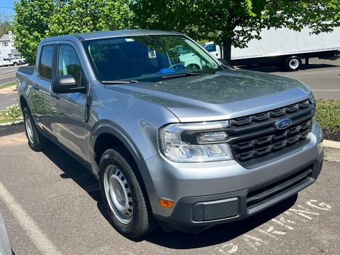 Used 2022 Ford Maverick XL FWD image 2