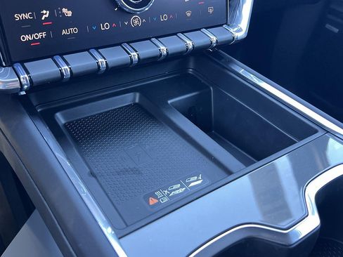 New 2026 GMC Acadia Elevation FWD image 21