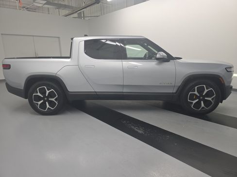 Used 2022 Rivian R1T Adventure AWD/4WD image 6