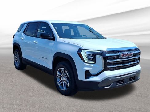 Certified 2026 GMC Terrain Elevation AWD/4WD image 8