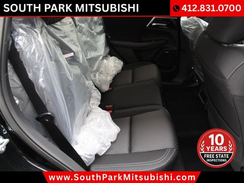 New 2026 Mitsubishi Outlander ES image 15