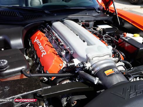 Used 2004 Dodge Viper SRT-10 image 17