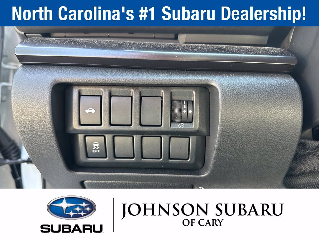 Used 2025 Subaru WRX Premium AWD/4WD image 17