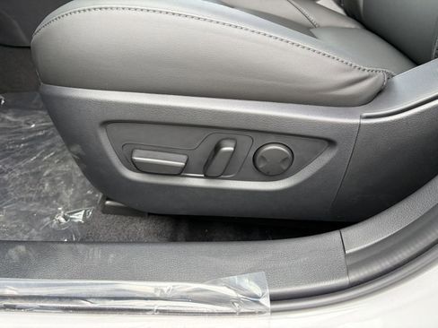 New 2026 MAZDA CX-30 AWD 2.5 S w/ Select Sport Pkg image 17