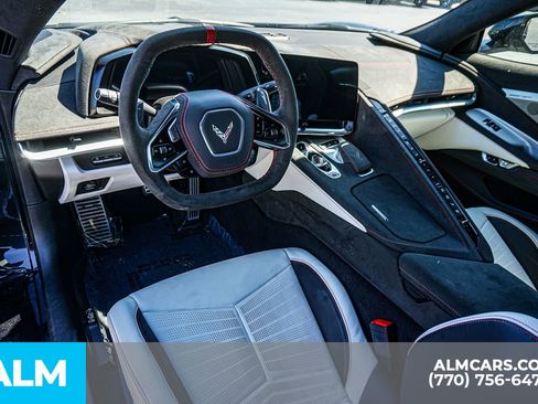 Used 2023 Chevrolet Corvette Stingray Premium Conv RWD image 24