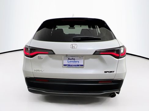 Used 2023 Honda HR-V Sport image 6