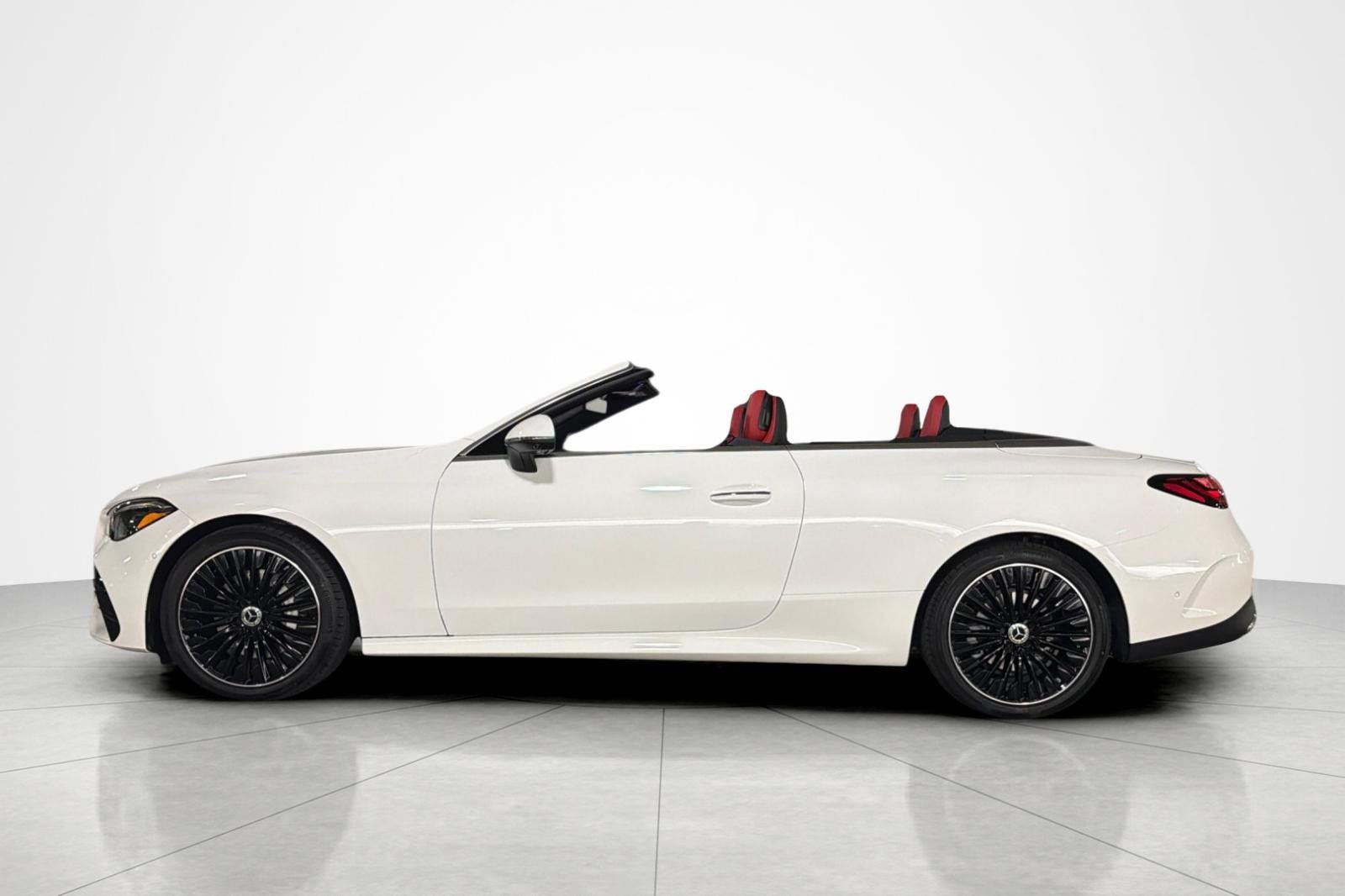 New 2027 Mercedes-Benz CLE 300 4MATIC Cabriolet image 2
