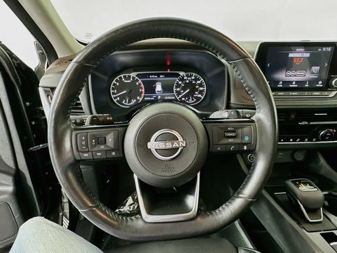 Used 2022 Nissan Rogue SV w/ SV Premium Package AWD/4WD image 11
