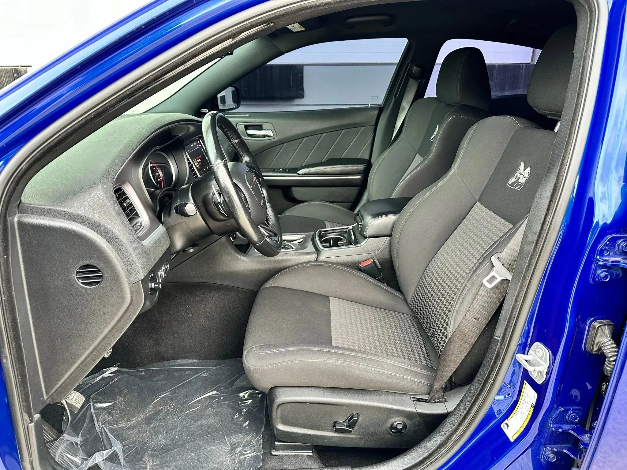 Used 2019 Dodge Charger Scat Pack RWD image 10