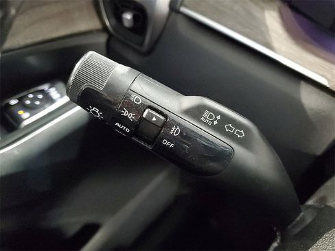 Certified 2022 Kia Sorento EX w/ Panoramic Sunroof Package image 29