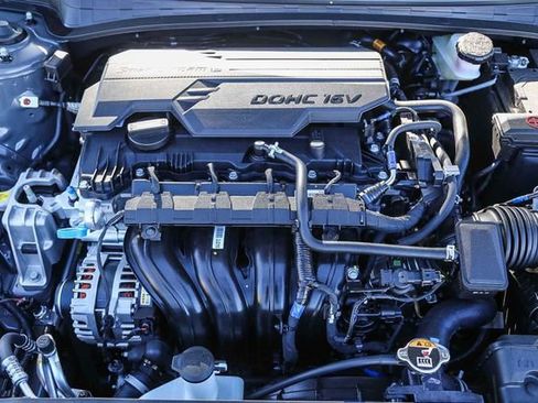 New 2026 Hyundai Elantra Limited FWD image 30